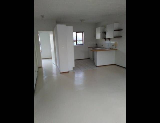 2 BEDROOM APARTMENT TO LET IN JUKSKEI PARK